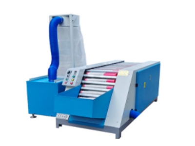 大面積的廠房倉(cāng)庫(kù)